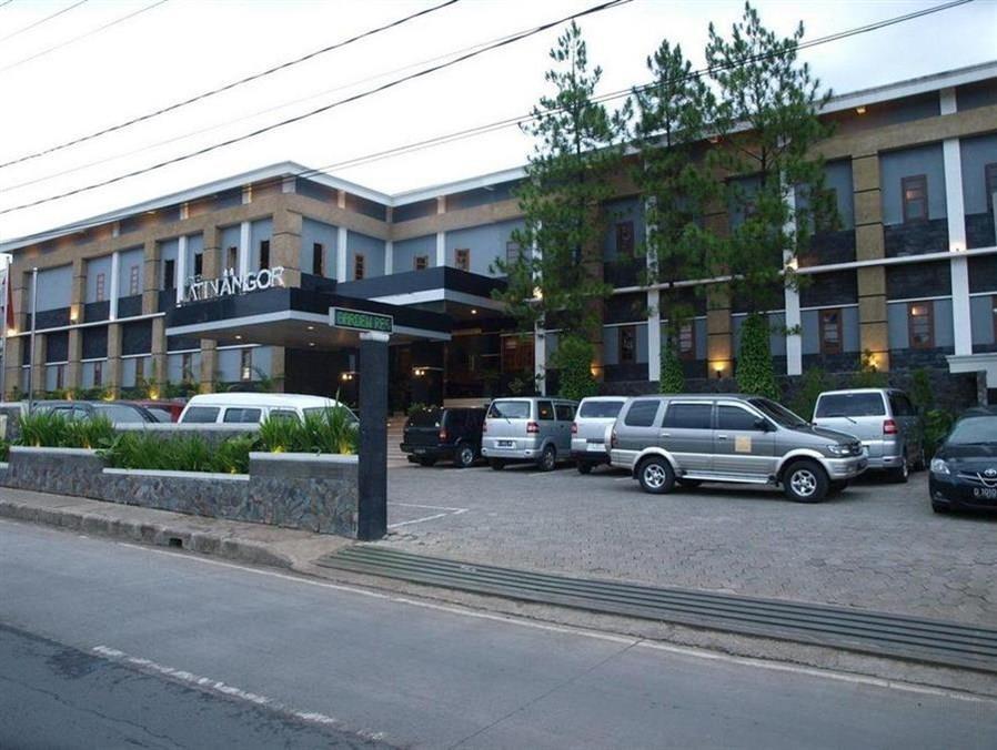 Jatinangor Hotel & Restaurant Cileunyi Esterno foto